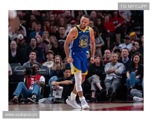 夸梅谈库里成长经历与训练态度布朗尼是否只沉迷游戏机成长